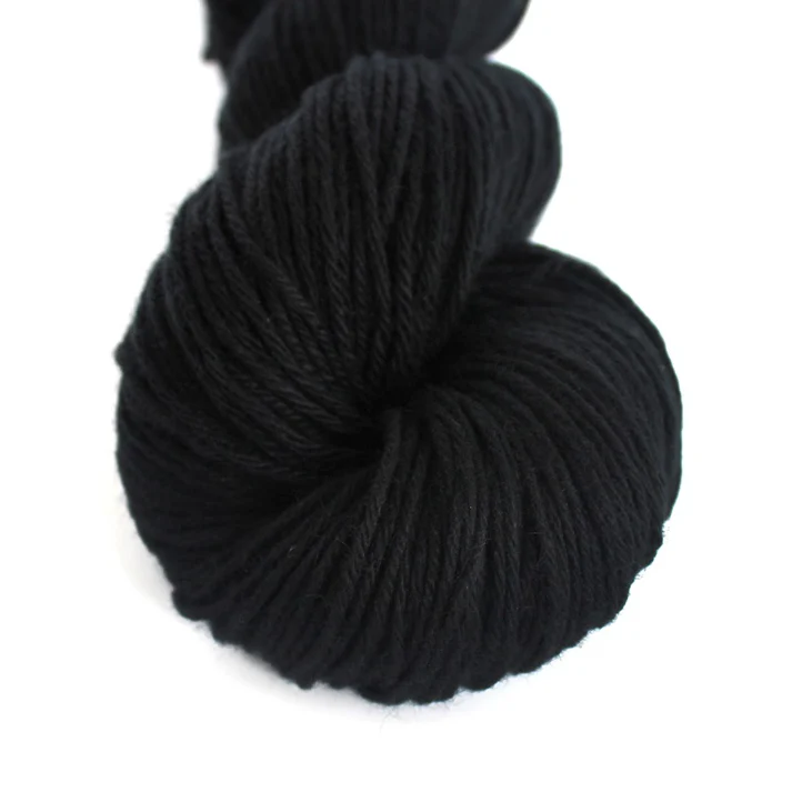Fb. 007 Black